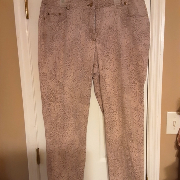 Hearts Of Palm Woman Snake Skin Look Pants - Picture 1 of 4